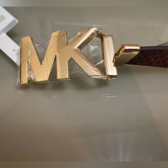 MICHAEL KORS BELT REVERSIBLE TWIST ORCHID MK LOGO TO LUGGAGE MK GOLD BUCKLE - Picture 3 of 8